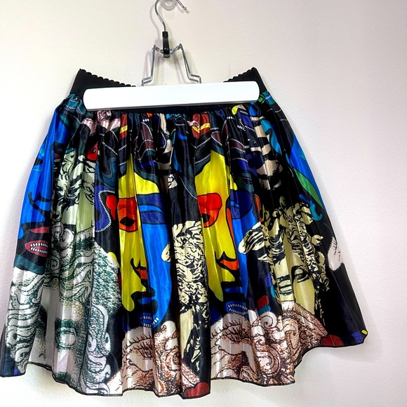 Renaissance Print Pleaded Skirt - Picture 2 of 2